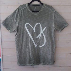 green TOMMY BAHAMA short sleeve tshirt